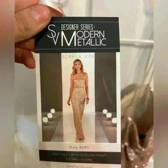 NWT Sorella Vita Gild Sequin Gown Rose Gold Size 8 - Picture 6 of 7